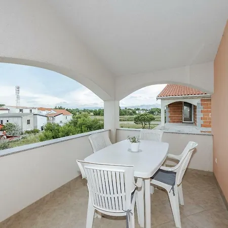 Simic Apartment *