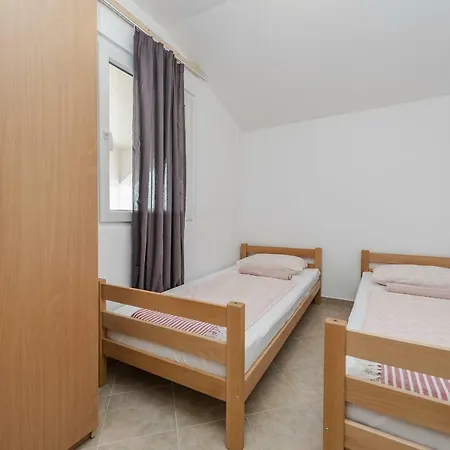 Simic Apartmán *